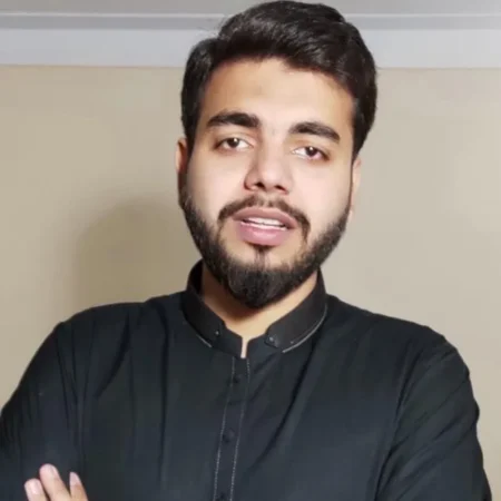 Ehsan naveed headshot